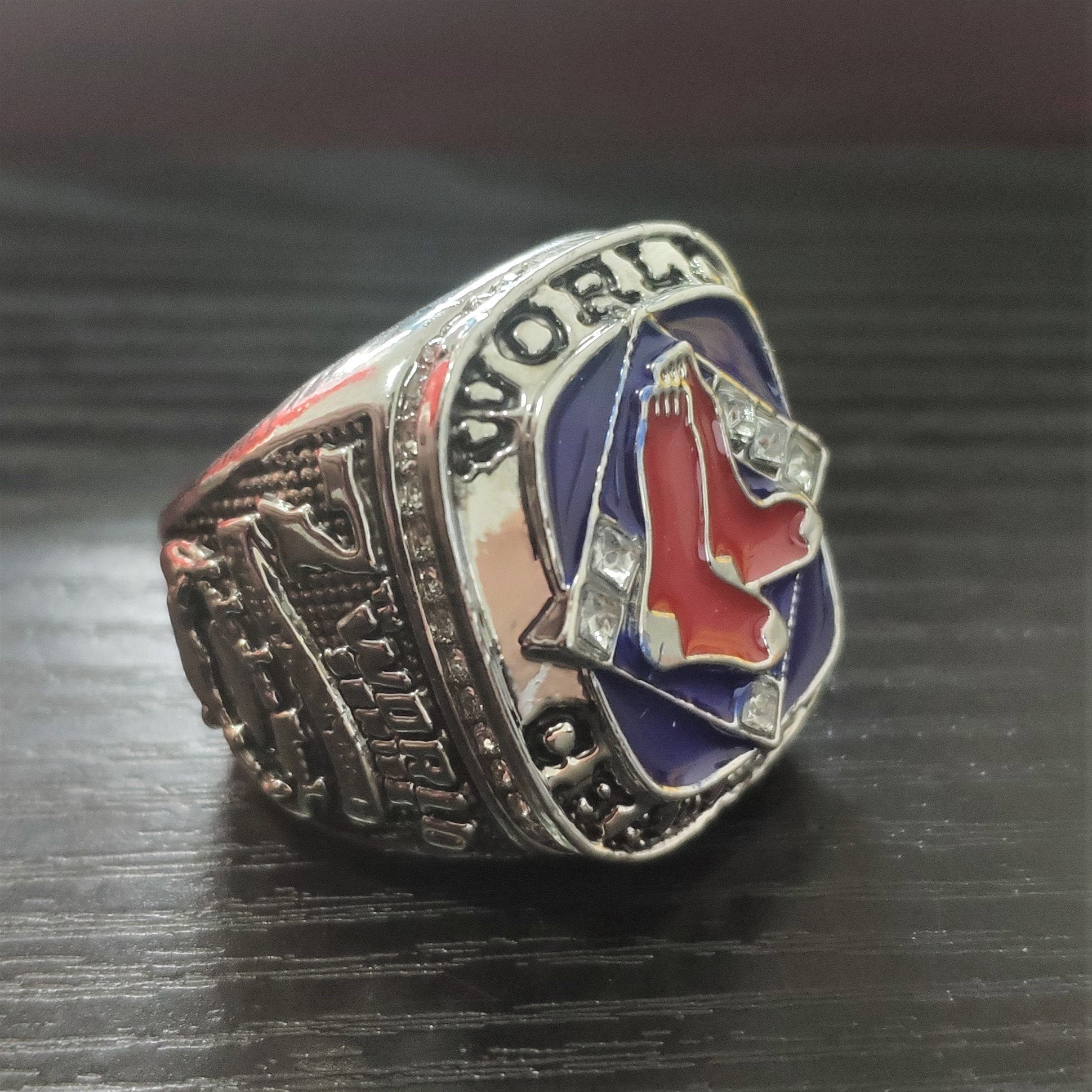 2007 Boston Red Sox World Series Championship Ring - Standard Series